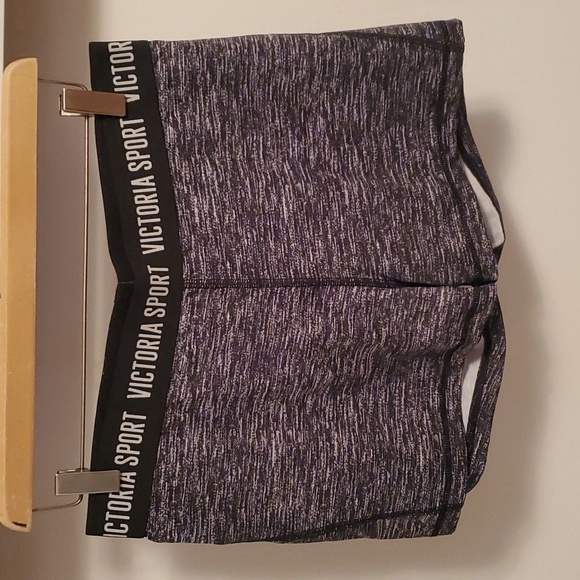 NWOT Victoria's Secret Sport shorts, women size L. Heathered Grey/black/white. - Picture 5 of 6